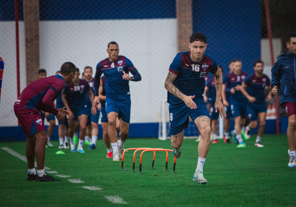 Treino dos jogadores do Fortaleza EC