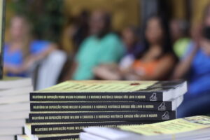 Lançamento de livro na Casa Antônio Conselheiro, em Fortaleza