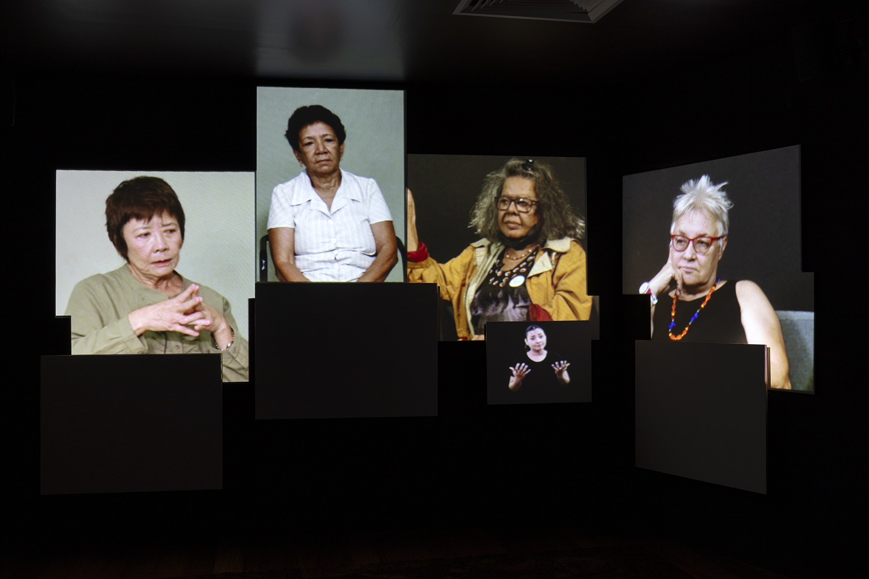 Exposição Mulheres em Luta, em cartaz no Museu da Imagem e do Som do Ceará