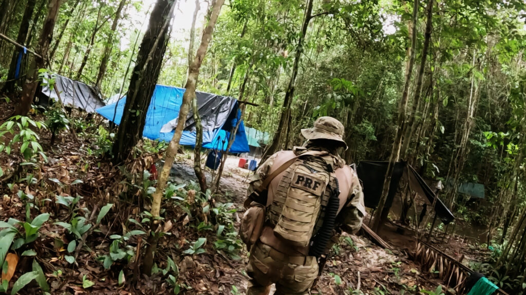 Operação Fronteira, programa da Max
