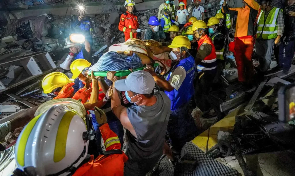 Terremoto em Mianmar