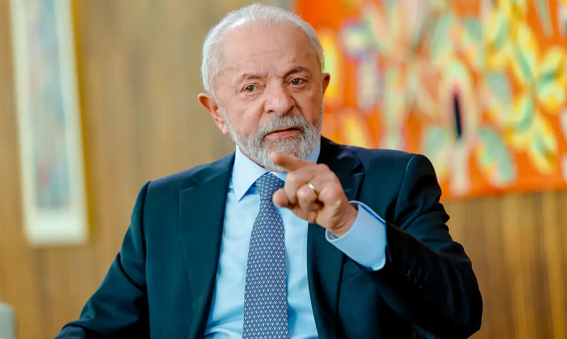 Lula pede diálogo com Trump