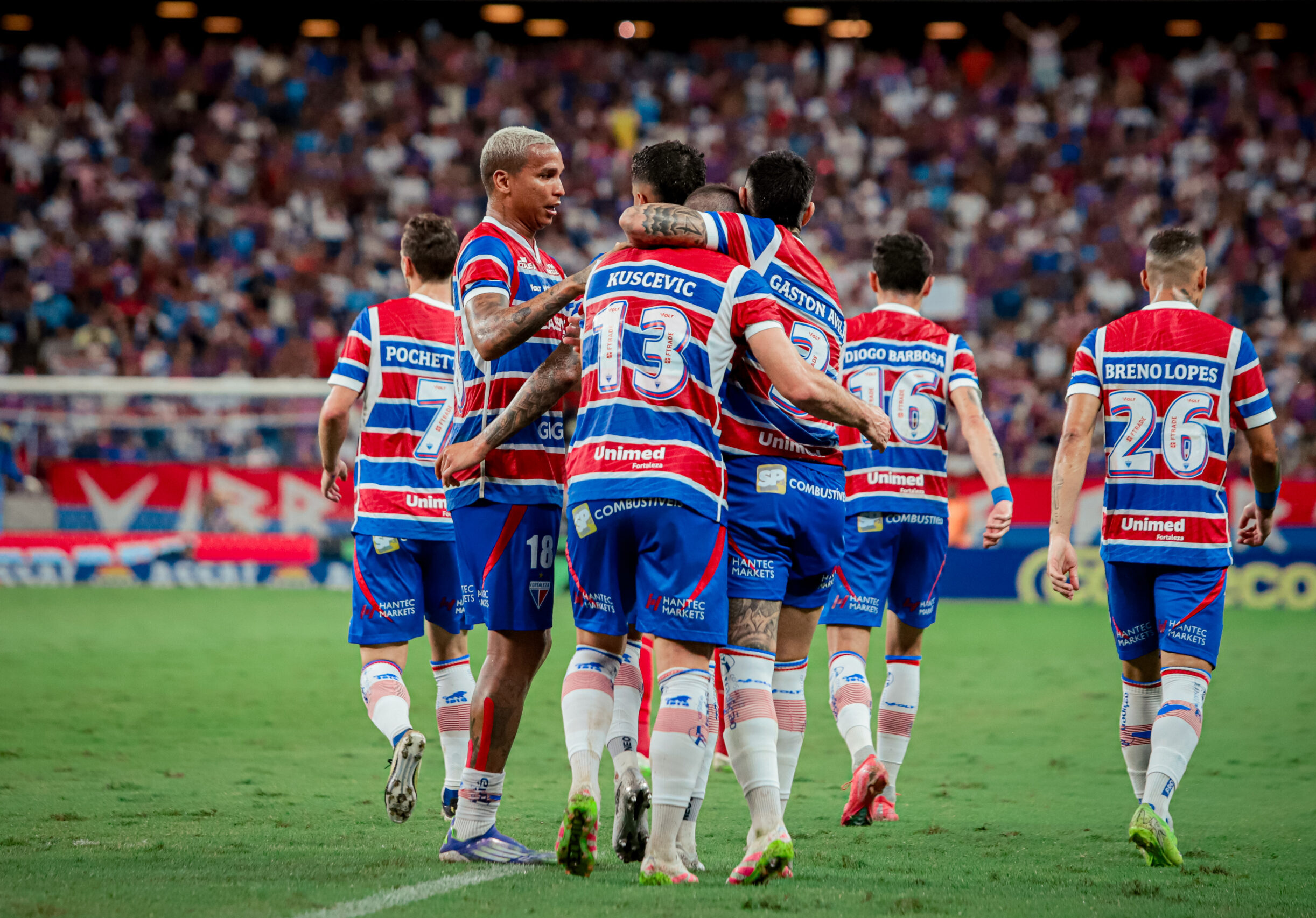 Fortaleza vence o Bragantino