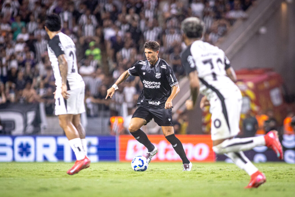 Ceará perde para o Corinthians