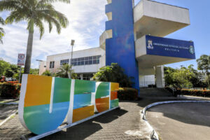 Uece vagas professores