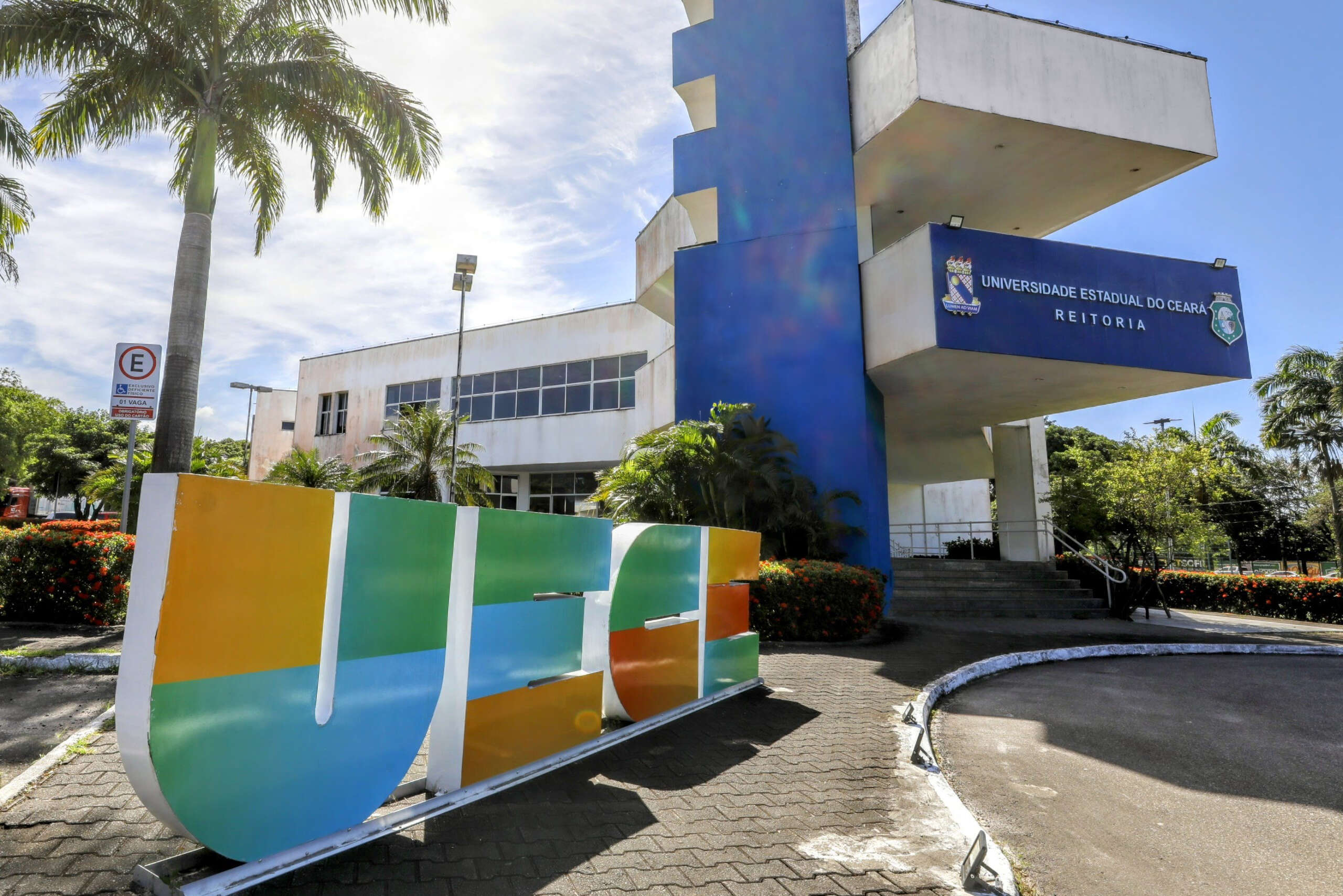 Uece vagas professores
