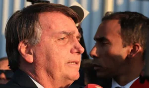Visita de médicos a Bolsonaro
