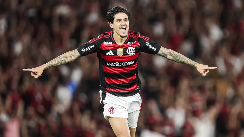 Flamengo goleia Vitória