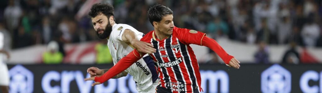 São Paulo perde para LDU