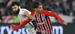 São Paulo perde para LDU