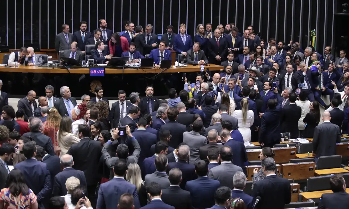 anistia 8 de janeiro