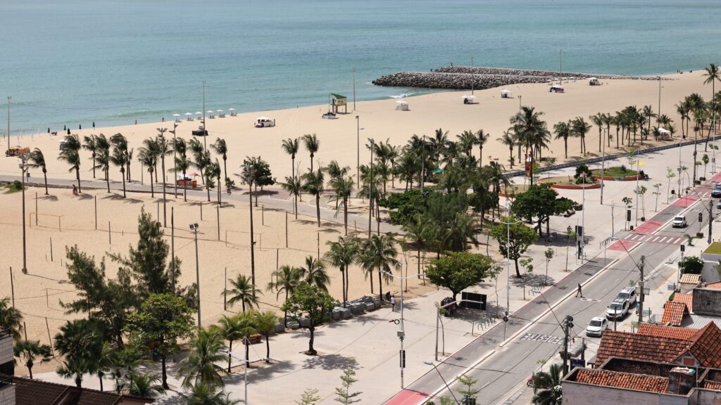 comércio da Beira-Mar