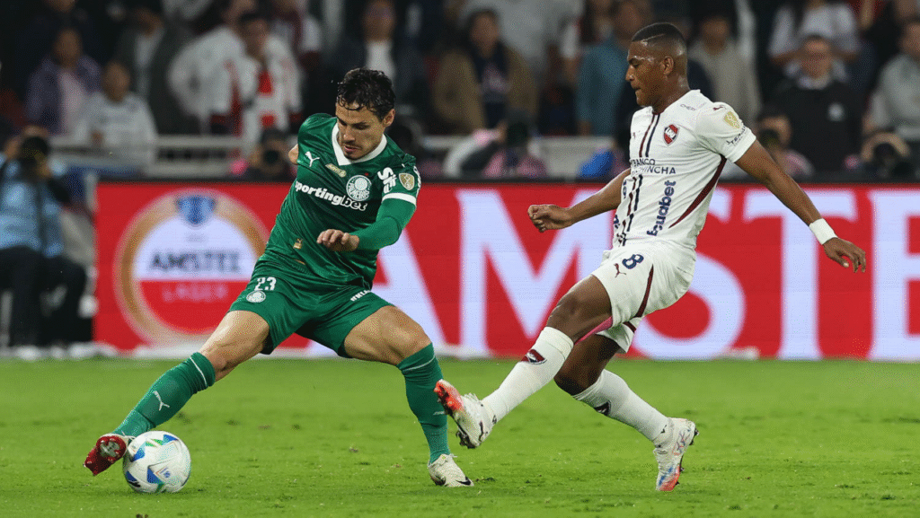 Palmeiras busca virada na Libertadores