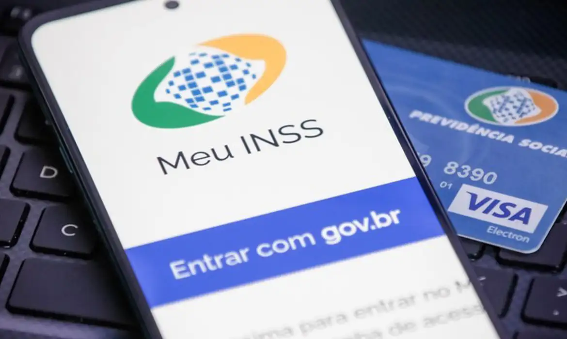 INSS devolve