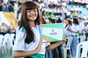 Governo do Ceará entrega tablets