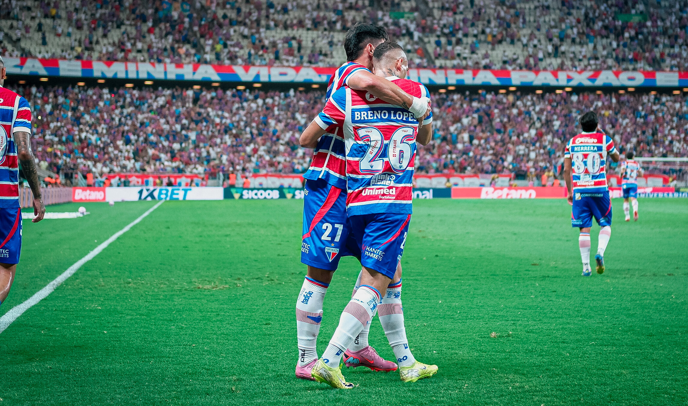 Fortaleza vence Flamengo