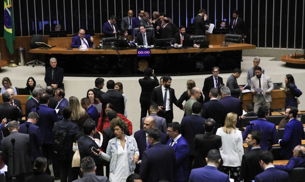 Câmara aprova aumento de pena
