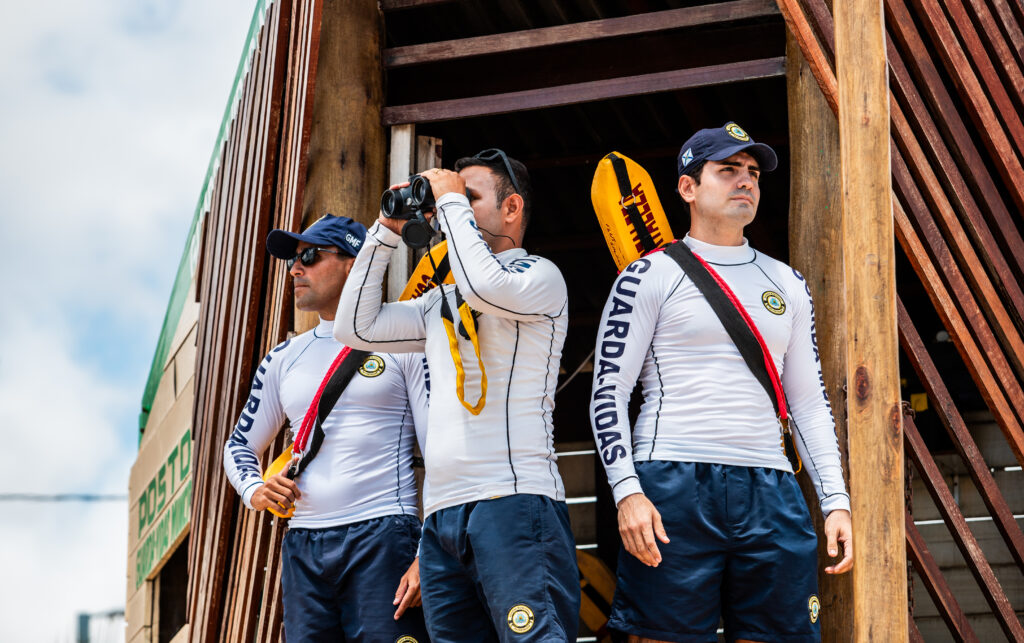 Salvamentos no mar em Fortaleza