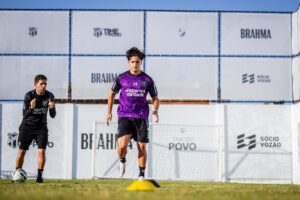 Lenny Lobato Ceará